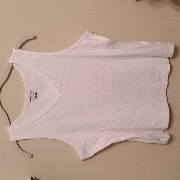 4 for $10 2 tanks tops - Picture 6 of 8